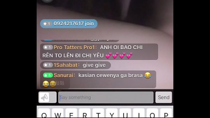 Vừa địt nhau vừa quay live kiếm thêm tiền